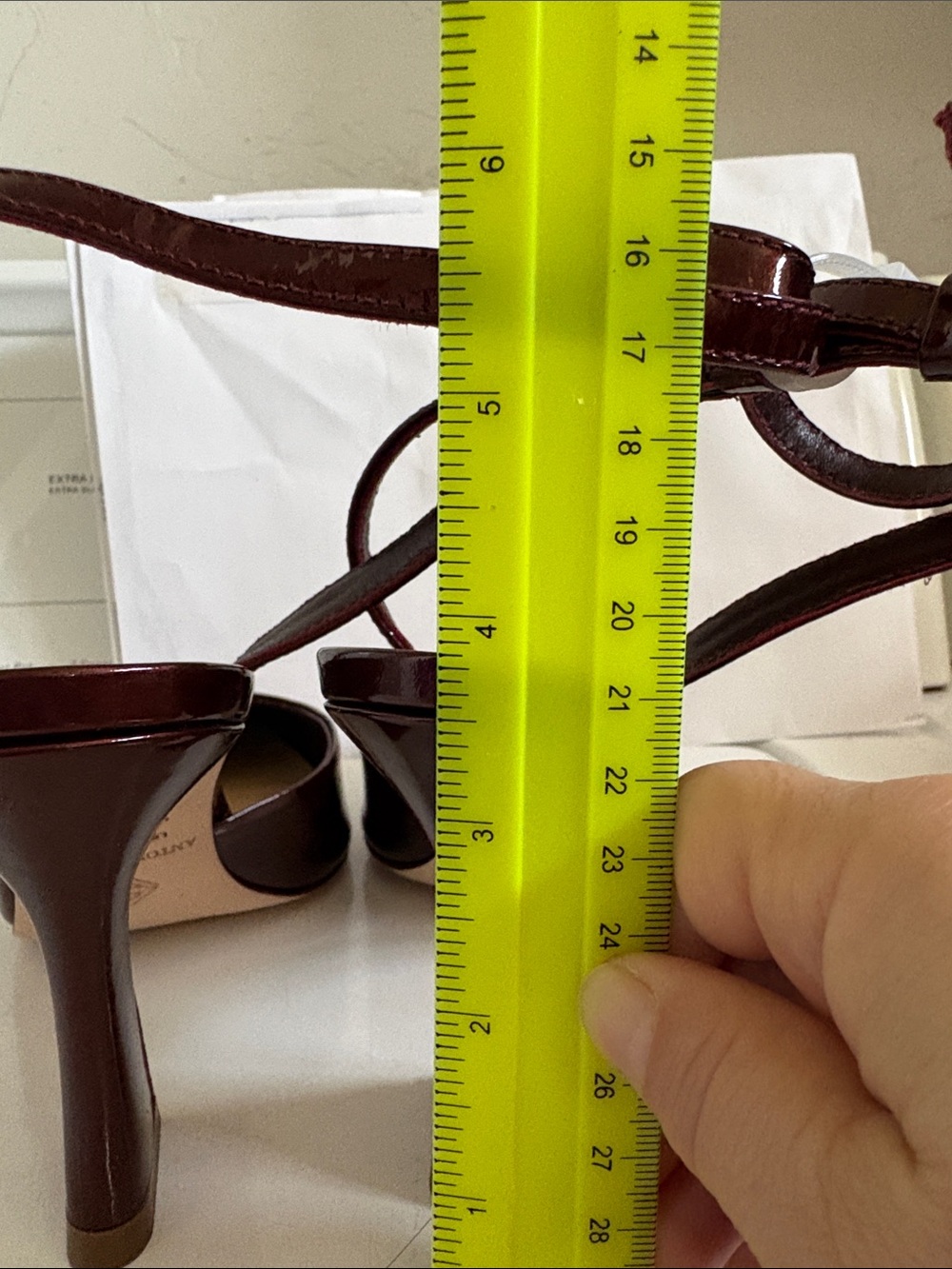 New ANTONIO MELANI Burgundy Patent Leather Pointed Slingback Heels - Picture 3 of 3